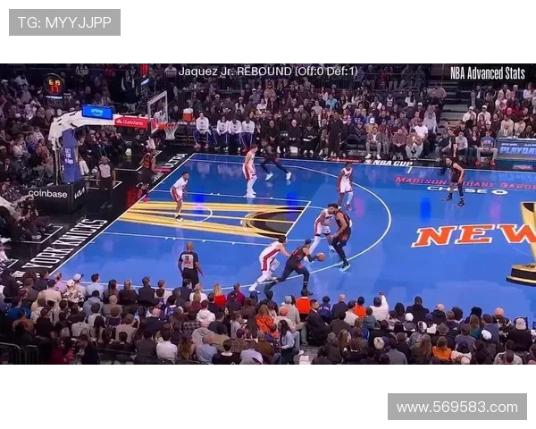 2011年NBA季后赛热火对决尼克斯的经典战役回顾与精彩瞬间分析