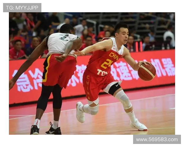 2019年男篮中国队对阵喀麦隆精彩比赛录像回顾与分析