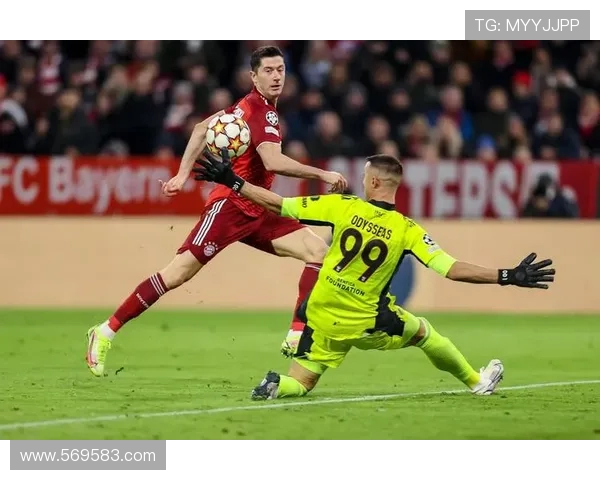 莱万重返老东家引发拜仁球迷愤怒声讨感叹忘恩负义情何以堪