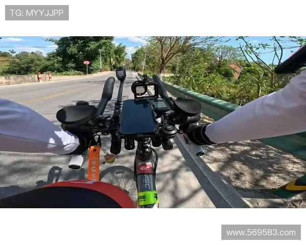 重庆极限运动队的中路突破与挑战极限的深度探索之旅