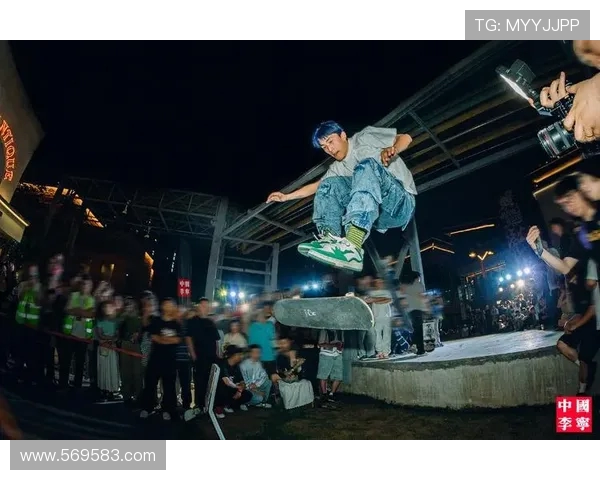 成都滑板队荣登全国滑板配合排行榜首位展现出色团队实力